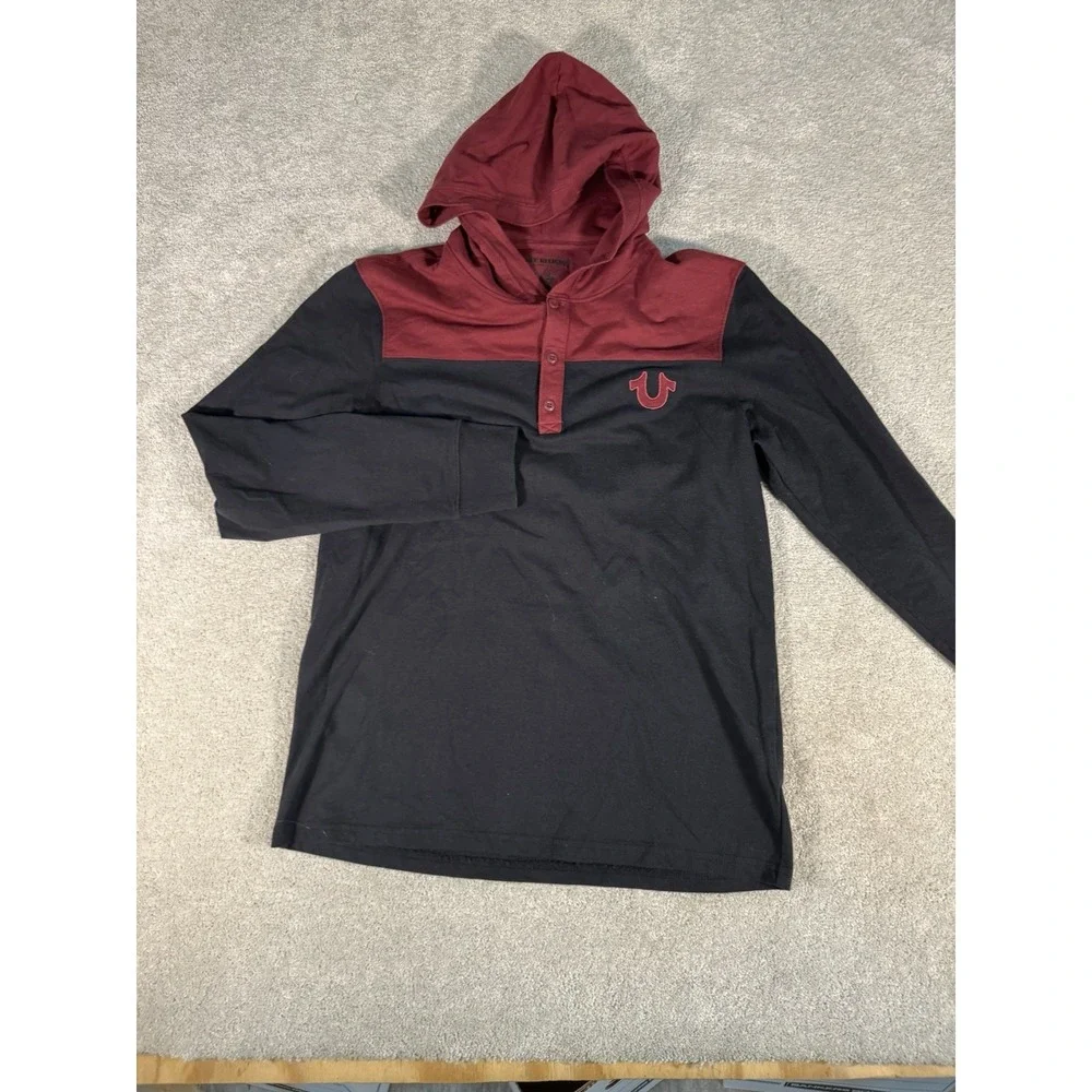 True Religion Hoodie Men's‎ Small Red Hooded 3 Button Henley Gray